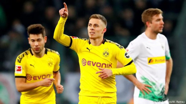 Soi kèo bóng đá 88FUN trận Borussia Dortmund vs Schalke 04, 21:30 – 14/03/2020