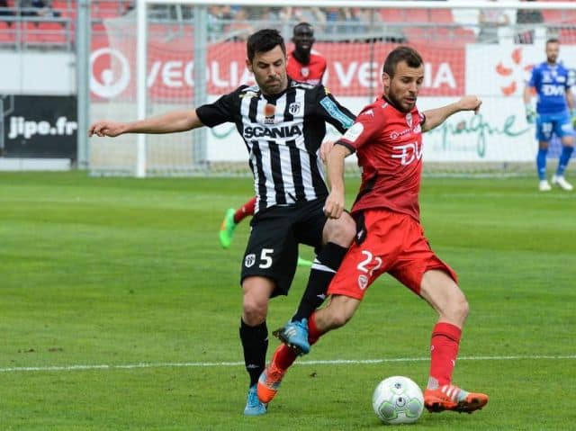 Soi kèo bóng đá 88FUN trận Dijon vs Angers, 20:00 – 23/8/2020