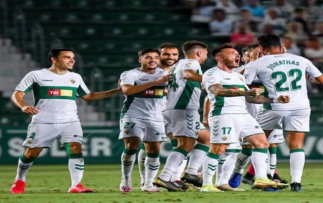 Soi kèo bóng đá 88FUN trận Elche vs Valencia, 2:00 – 24/10/2020