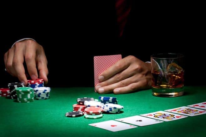 Luyện tập bí quyết chơi xì tố Poker