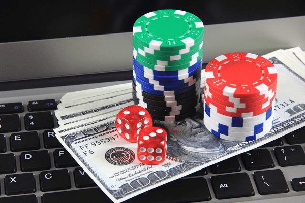 Học hỏi bí quyết thành công của các cao thủ Poker