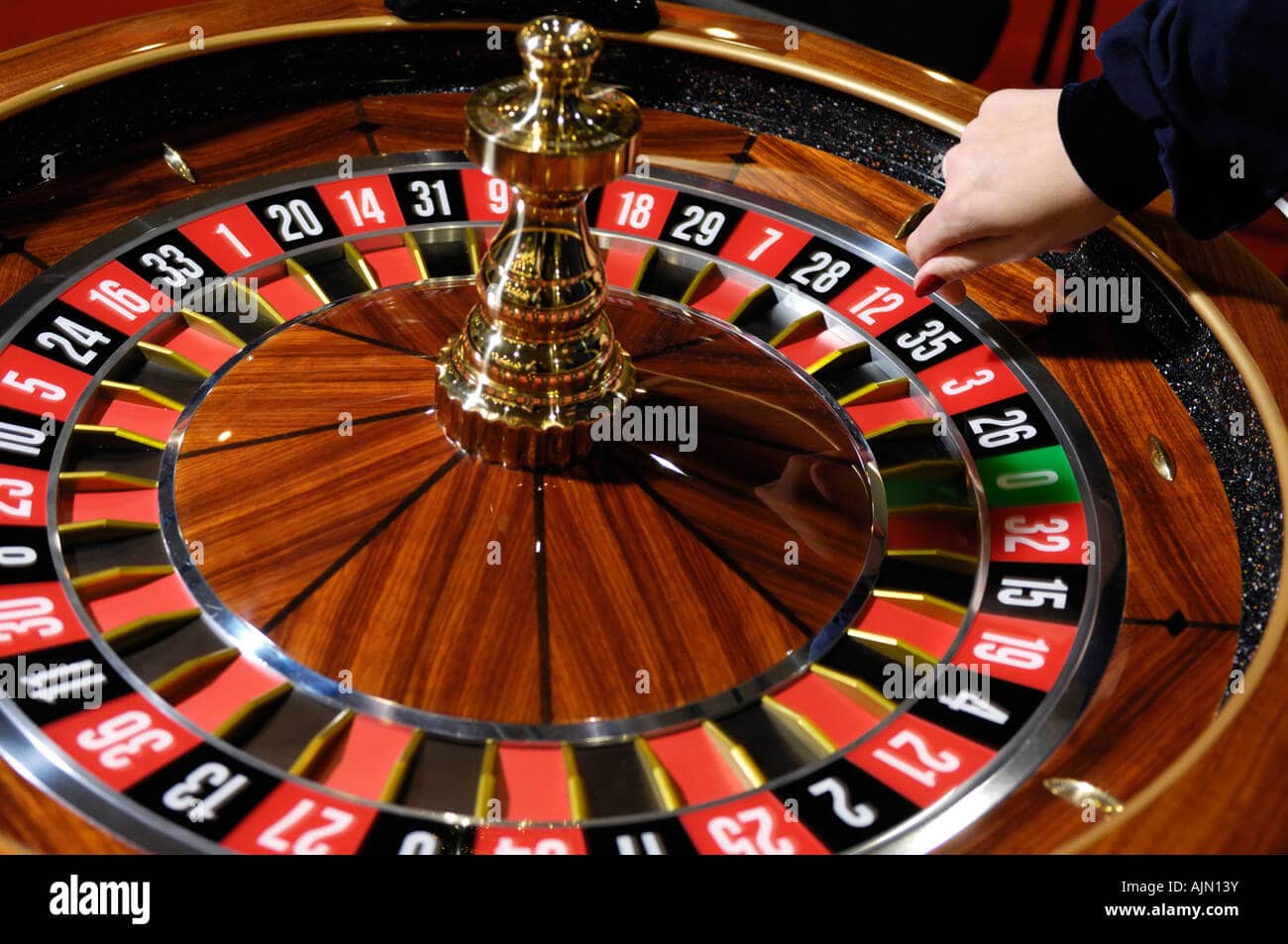 Mách bạn vài cách để kiếm được tiền trong trò chơi Roulette