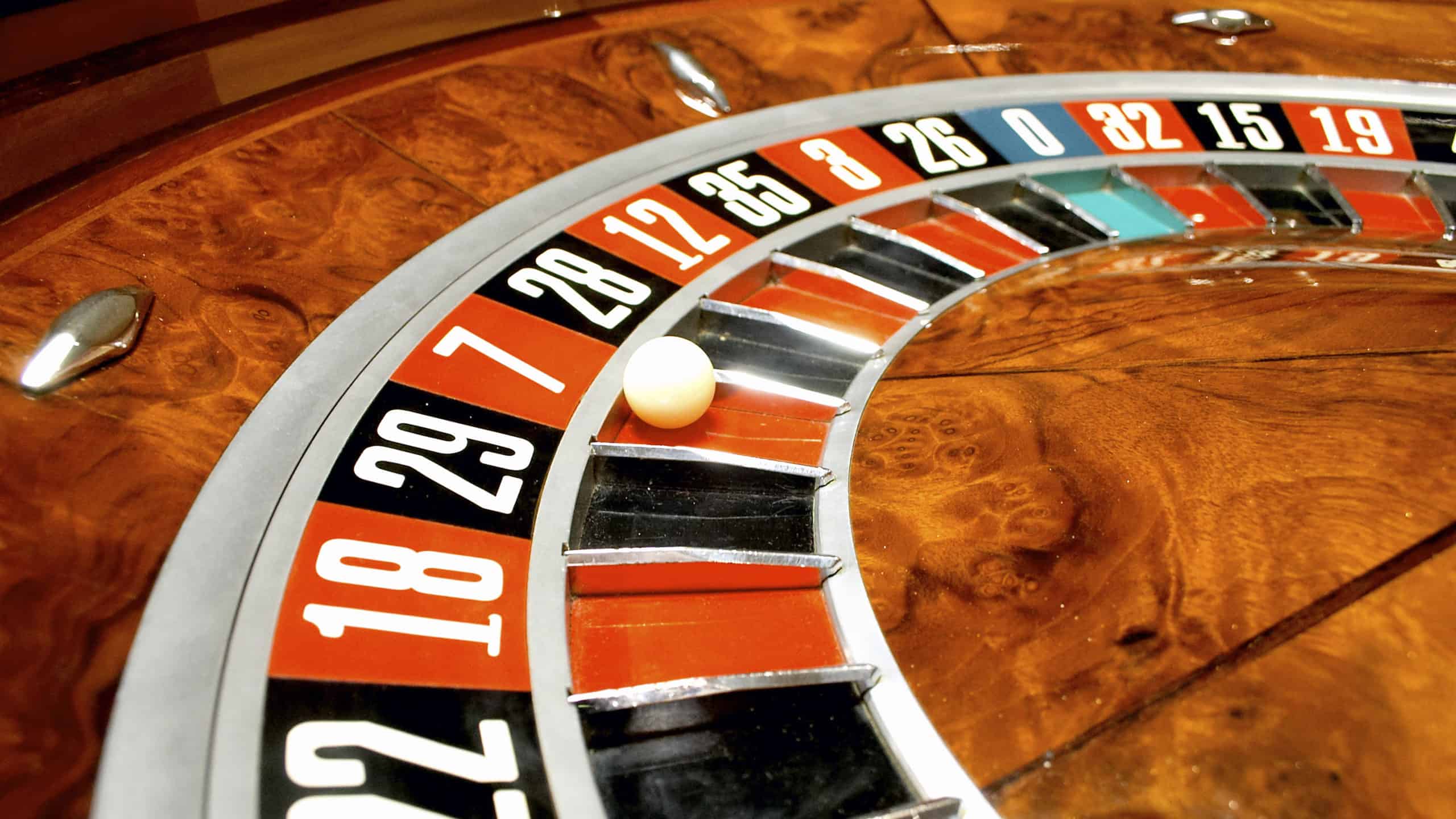 Những mẹo cược mà bạn nên áp dụng để đi đến những chiến thắng trong Roulette