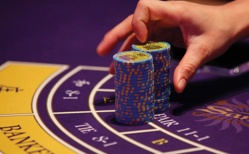 Cách chơi Baccarat an toàn giúp người mới tránh thua lỗ ngay từ đầu